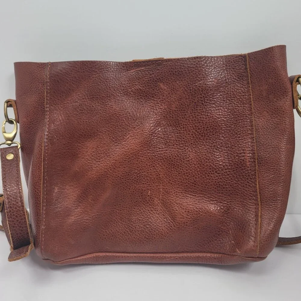 Portland Leather Co Women's Brown Leather Crossbody Bag - Picture 2 of 12